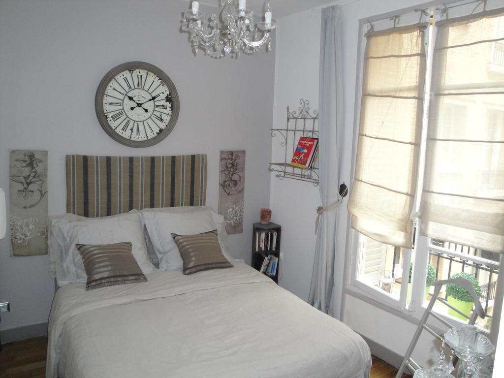 Almeria Garden Apartment Paris Zimmer foto